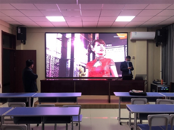 青州某酒店会议室