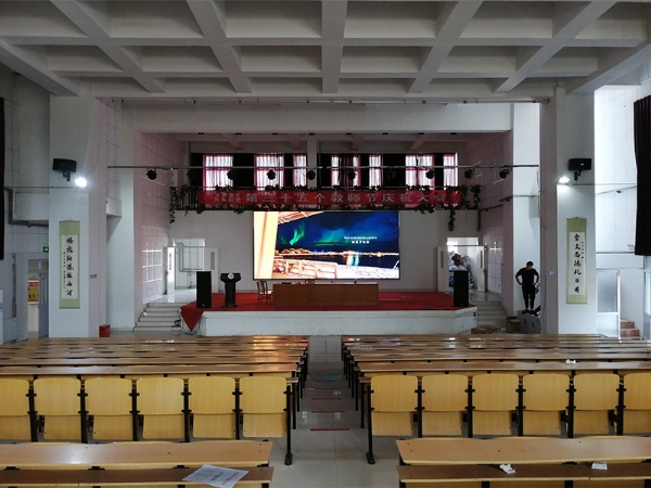 坊子某中学